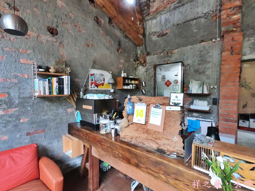 新北瑞芳區│隱身山中三貂嶺鐵道旁有間濃濃老屋咖啡廳