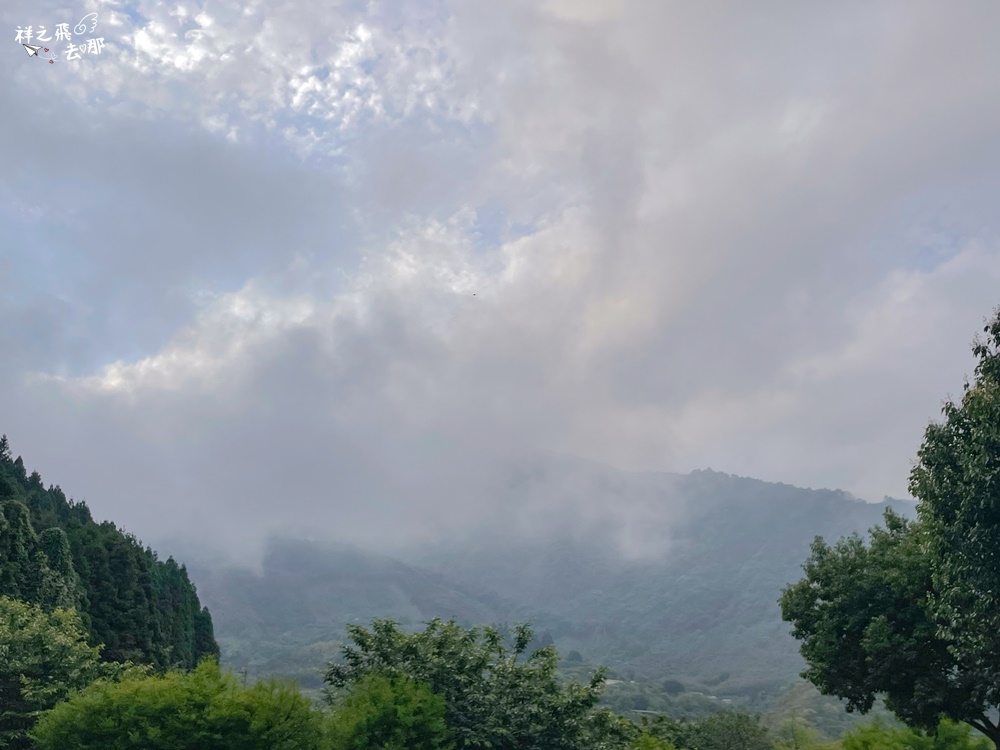 祥之飛去新竹五峰景點｜親子懶人豪華露營推薦景點「蟬說：霧繞」