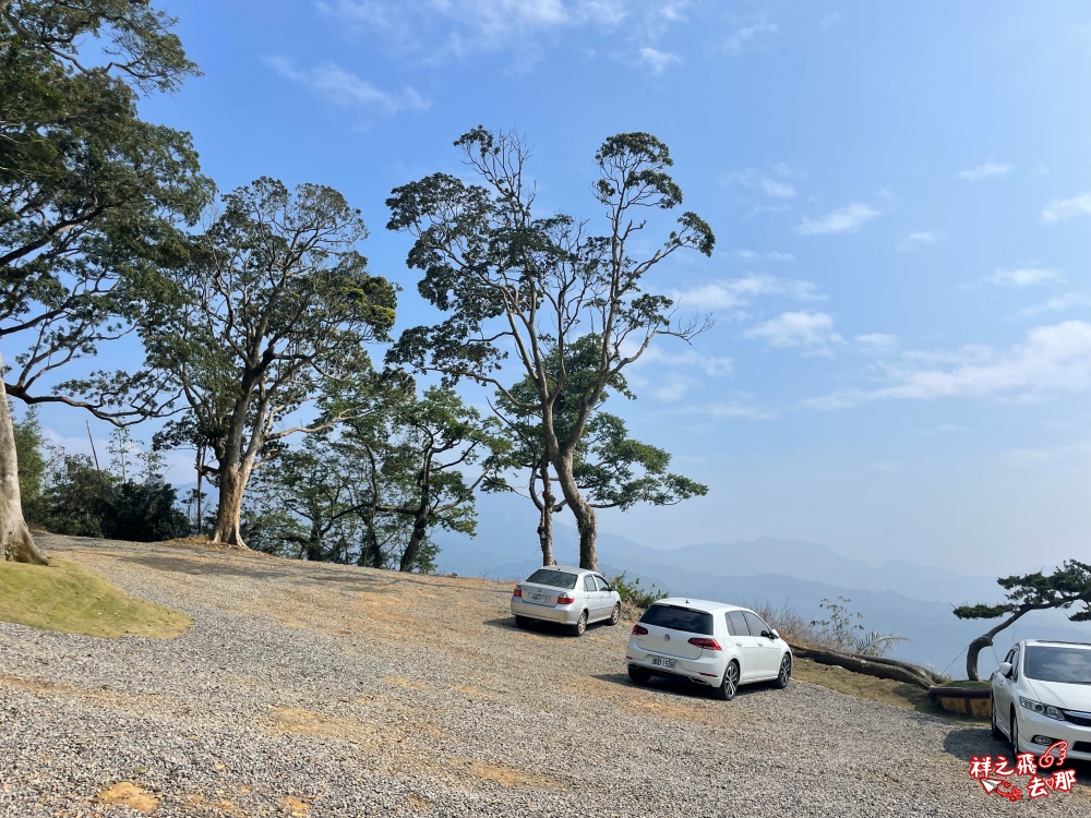 祥之飛去台南白河景點｜藏身在台南白河關仔嶺的山上，全新開幕的「雨露森林景觀咖啡廳」