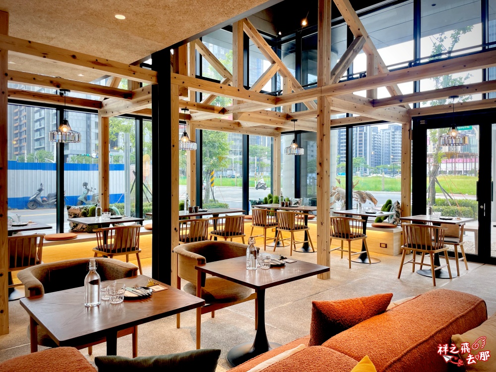 祥之飛去桃園早午餐景點｜浮島溪 Sot Café Rivulet｜隱身小檜溪重劃區.質感北歐玻璃屋下午茶咖啡廳必拍美店